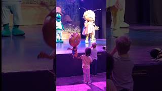 Biene Maja Geburtstag  Kindershow im HolidayPark shorts maja kinder [upl. by Enael]