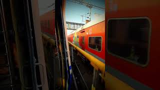 ARRIVAL  TRACK SOUND  LHB CROSSING  KACHEGUDA STATION [upl. by Christenson112]