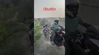 Bike rider 🫳🏻🫂viralvideo automobile yamahamt15lovers shorts viralshort short mt15 [upl. by Melantha185]