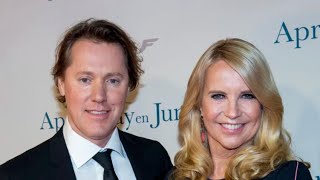 Linda de Mol krijgt nieuws over liefje ‘Met meer dan 100 vrouwen in bed gelegen’ [upl. by Roel]