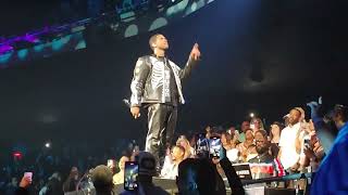 Usher Live in Las Vegas showing off his wacky side and talent that only Usher can [upl. by Teferi430]