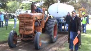 The 2011 Lancefield Vintage Tractor Pull [upl. by Leena]