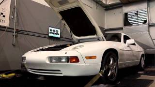 1989 Porsche 928 S4 dyno run [upl. by Oicnedurp]