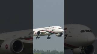 PLANE LANDING FROM LONDON HEATHRAW [upl. by Dagall]