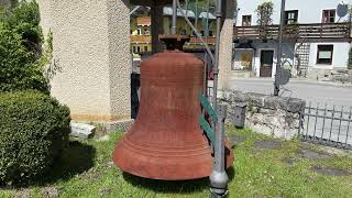 Taxenbach Glocke am Kriegerdenkmal [upl. by Nodnab]