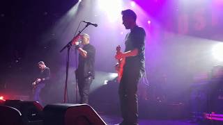 Headstones Smile amp Wave  Eve Of Destruction Live in Winnipeg 11162017 [upl. by Fayre]