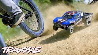 Traxxas Rustler 4X4 VXL video review NL [upl. by Dnomal]