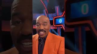 Charli D’Amelio amp Dixie D’Amelio get a shout out from Steve Harvey [upl. by Buckingham97]