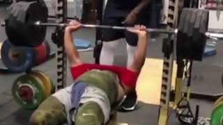 Aaron Donald EASILY BenchPressing 495 lbs 😱💪 [upl. by Skipp]