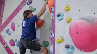 Definition Bouldern  Was ist Bouldern und wie funktioniert es genau [upl. by Feingold]