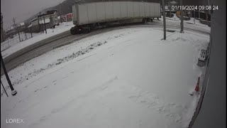 Security video captures semitruck jackknifing during winter weather [upl. by Daphna]