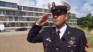 Spreekbeurt over Defensie hoe groeten militairen [upl. by Ekeiram]