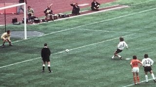 WM FINALE 1974 TOR BREITNER AMATEURAUFNAHMEN World Cup 1974 Finale Breitner 11 Amateur Footage [upl. by Jesse]