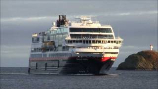 Hurtigruten  Trollfjord  Svolvær [upl. by Saitam]