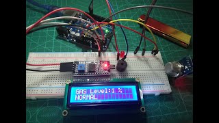 GAS LeakageSmoke Detector Using Arduino  MQ2 or MQ9  LCD SCREEN I2C module  buzzer  Led [upl. by Acnayb338]