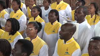 TUGUTUYE UBUZIMAChorale Christus Regnat [upl. by Herzig]