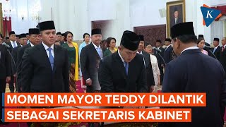 Momen Mayor Teddy Dilantik Prabowo Sebagai Sekretaris Kabinet [upl. by Ahsla]