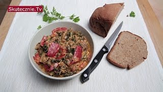 Duszony jarmuż z pieczarkami papryką i curry  SkutecznieTv HD [upl. by Adnwahsal]