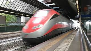 Rho Fiera BahnhofStazione ItalienMailand mit Frecciarossa [upl. by Durr]