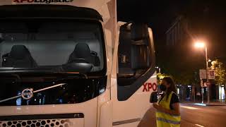 XPO Logistics pone en circulación su primer camión 100 eléctrico [upl. by Nine]