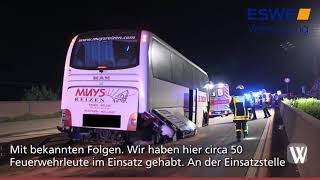 Reisebus prallt gegen Fahrbahnteiler Unfall auf A3 bei Raunheim [upl. by Adolfo256]