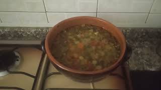 Minestrone di verdure pronto [upl. by Imugem]