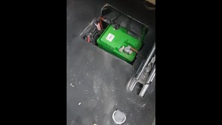 Mercedes ML 350 CDI 4 Matic battery location Mercedes ML 350 CDI 4 MATIC battery replace change [upl. by Cesar]