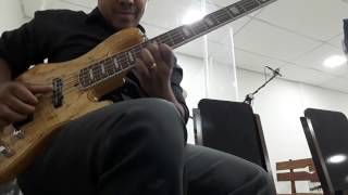 Cordeiro Eterno Bass solo [upl. by Esmeralda]