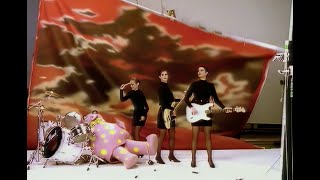 Mr Blobby Music Video 1993 Christmas Number 1 Remastered in 4K [upl. by Adnarom380]