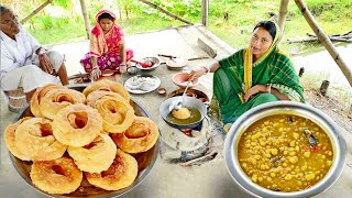 আজ বাড়িতে সবথেকে সহজ পদ্ধতিতে ঢাকাই পরোটা বানালাম সাথে স্পেশাল ঘুগনি  dhakai porota [upl. by Evangeline531]