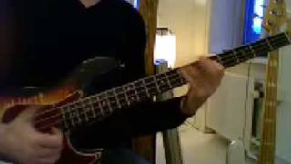 L09 Pentatonic slap bass fill in E [upl. by Bac]