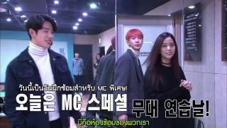 BLACKPINK Jisoo GOT7 Jinyoung amp NCT Doyoung at JYP [upl. by Netaf]