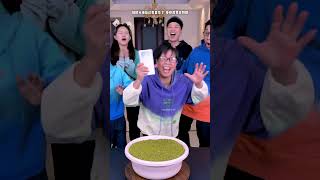 The Green Bean Touching Gold Challenge Is So ExcitingFunnyfamily Partygames [upl. by Anirav]