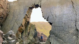 INCREDIBLE ROCK FORMATION ON THE DEVON COAST  HARTLAND QUAY [upl. by Maddalena]