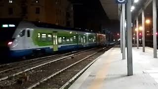 partenza del Colleoni per Brescia e arrivo dell intercity per Terni [upl. by Stanly]