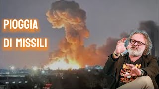 Ucraina pioggia di missili russi Perché [upl. by Jandel]