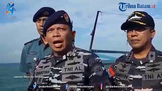 Penangkapan Kapal Ikan Vietnam Oleh KRI Bung Tomo357 [upl. by Odnumde]