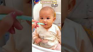 How to Make Fresh Baby Puree Outdoors Try the Fruit Puree Making Scraping Spoon baby [upl. by Esilram]