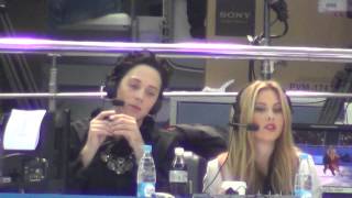 00008 Sochi 2014 Johnny WEIR singing and Tara Lipinski during FD [upl. by Keven]