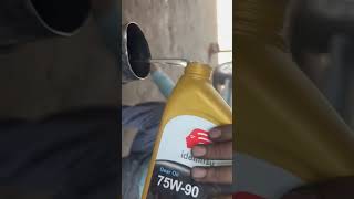 Gear oil dalne ki machine 🚘🚘🚘🚗🚗🚗kota automobile modified [upl. by Suoinuj]