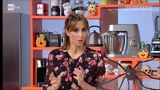 Le ricette di Benedetta Parodi  Orecchiette lardo e zucca  Domenica In 29102017 [upl. by Ariajay]