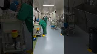 手术室里医生病人来来回回 hospital doctor 熱門 [upl. by Ardnuat]