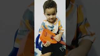 Abubakar ki guitar ytshorts cutebaby shorts ytshorts [upl. by Ayek619]