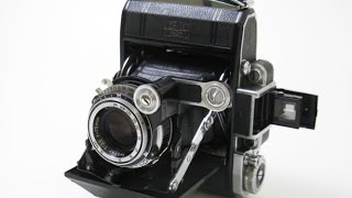 Zeiss Ikon Super Semi Ikonta V Carl Tessar 7535 [upl. by Courtland352]