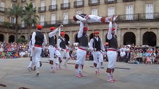 Mikel Deuna Dantza Taldea  Dantzari Dantzak  Bilbao Aste Nagusia 2013  Danzas vascas [upl. by Trout]