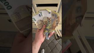 Ma baignoire remplie de billets de banque 💶partie 2 [upl. by Rebor]