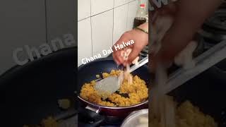 Chana dal halwa shorts video  halwa yammy testy trendingreels viral youtubeshort [upl. by Atiuqehs]