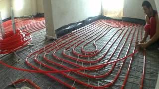 Incalzire pardoseala cu teava Rehau  Underfloor heating [upl. by Keviv212]