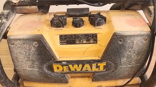 DeWalt worksite Radio restoration A quick look and teardown DW91XE Type 1 [upl. by Anidene]