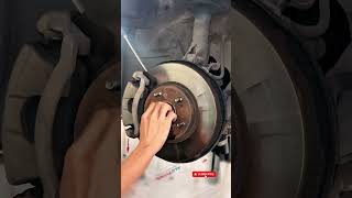 How to handle a stuck shaft end car carrepairtutorial carmaintenance tools [upl. by Nnylarat]